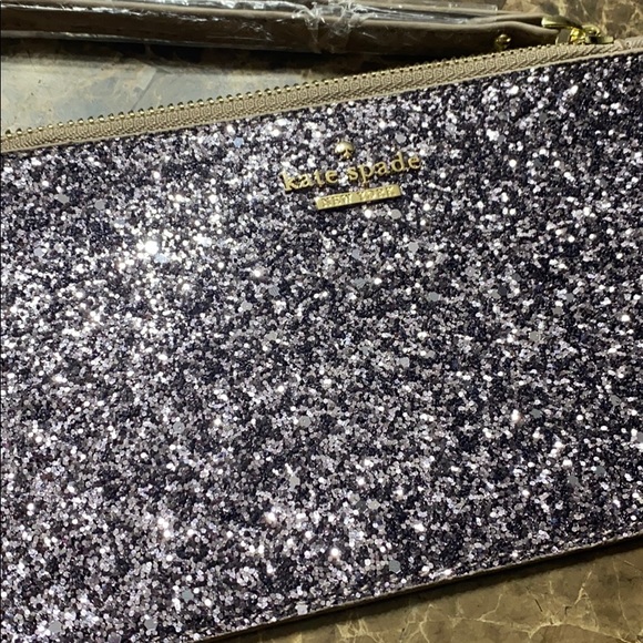 Kate Spade Wristlet - Picture 2 of 8